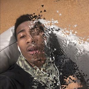 Meet your Posher, Elliott